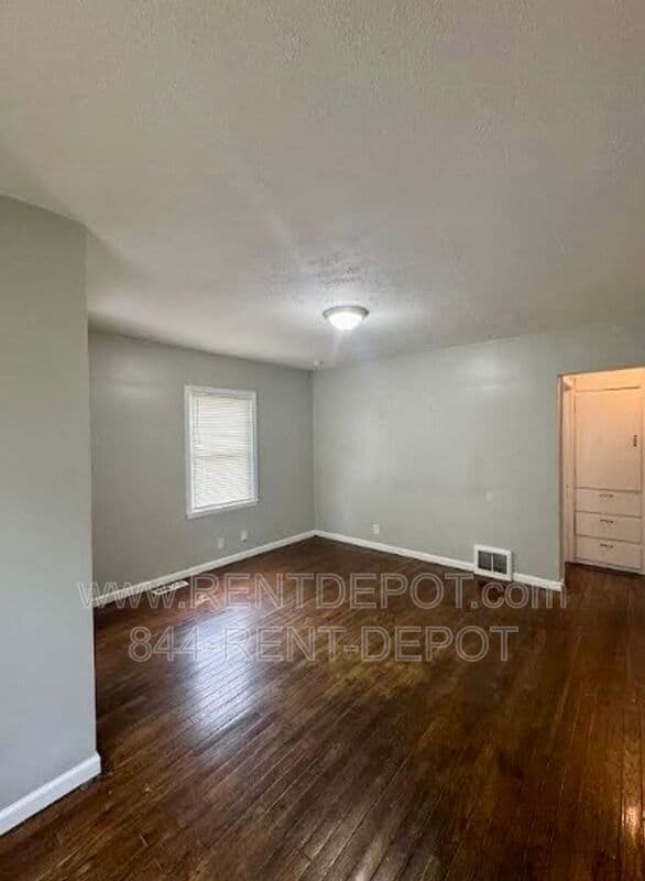 Evansville House: 1040 Covert Ave