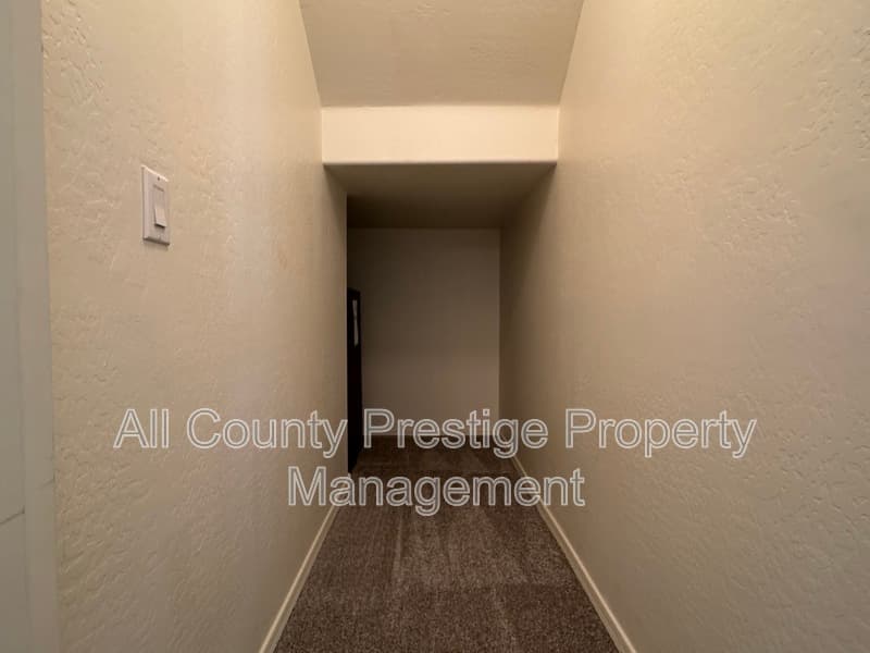 Laveen House: 6859 W Darrel Road