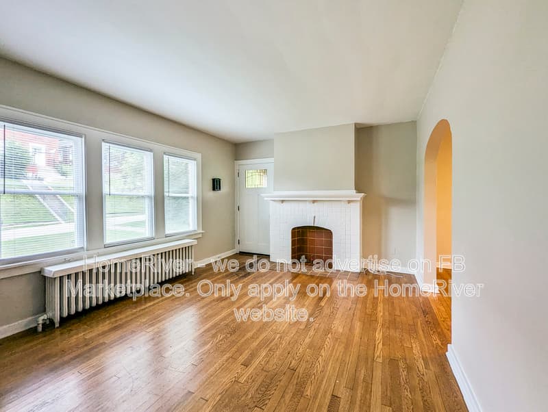 Pittsburgh Townhome: 3025 Norwood Ave
