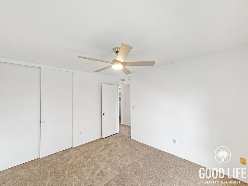 Garden Grove House: 5848 Chapman Ave