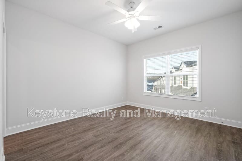 Clarksville Townhome: 750 Tracy Lane