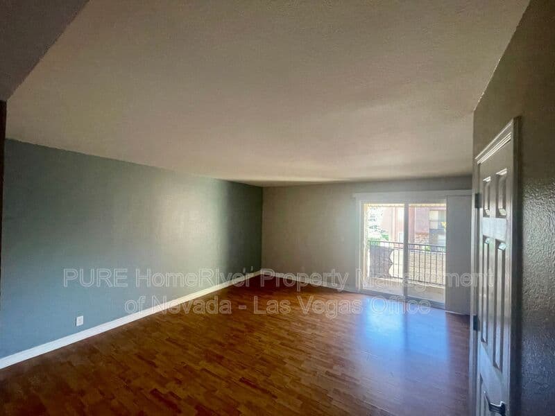 Las Vegas Condo: 5206 River Glen Dr