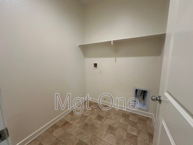 Moreno Valley House: 12844 Sovite Way