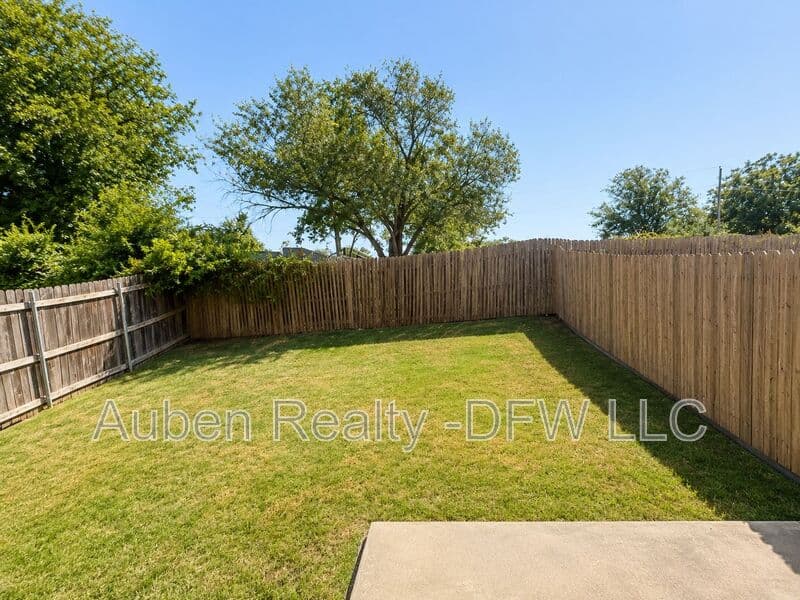 Princeton House: 1109 Parkway Trail