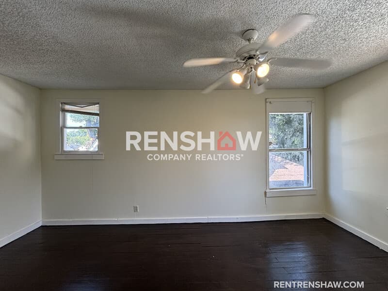 Memphis House: 1294 S Barksdale St