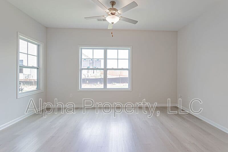 Greer House: 5 Sabine Leaf Ct