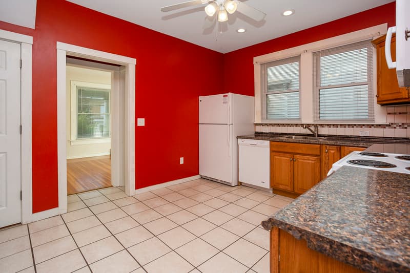 Willimantic House: 73 Maple Avenue