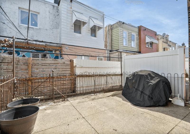 Philadelphia House: 2341 South Woodstock Street