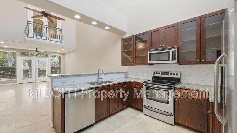 New Braunfels Townhome: 1275 Old FM 306