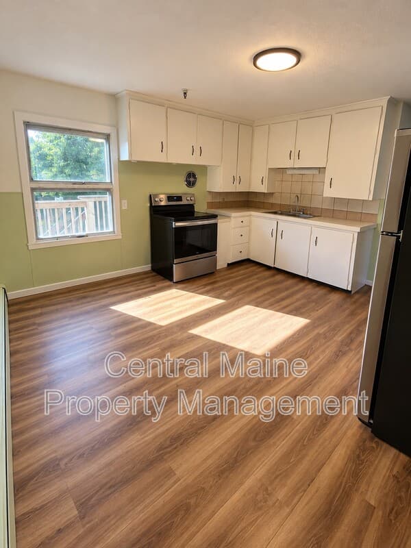 Auburn Condo: 5 Patton St. unit 4