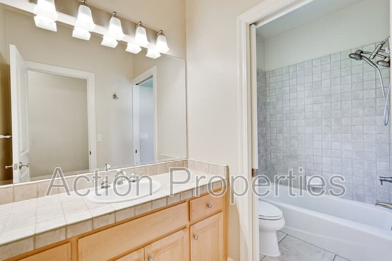 San Jose House: 1182 Curtiss Avenue