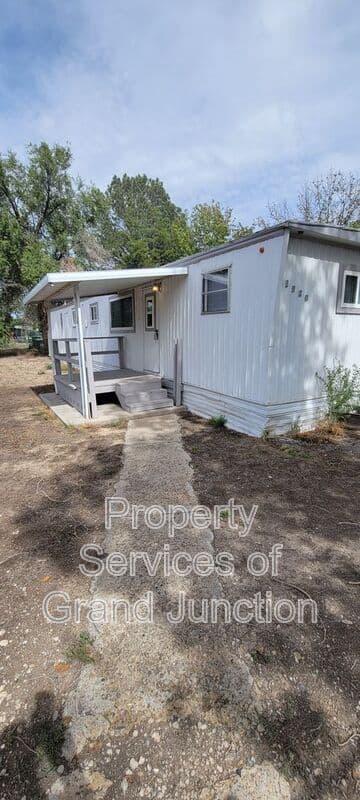 Grand Junction House: 2940 View Drive