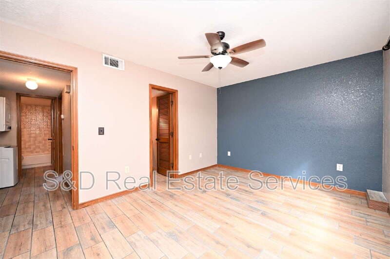 Lakeland House: 1920 East Edgewood Drive