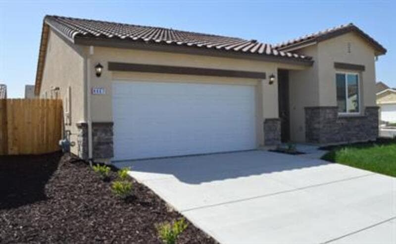 Merced House: 4467 Jennifer Way