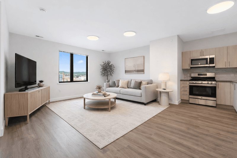 Orange Condo: 49s Day St. - 603