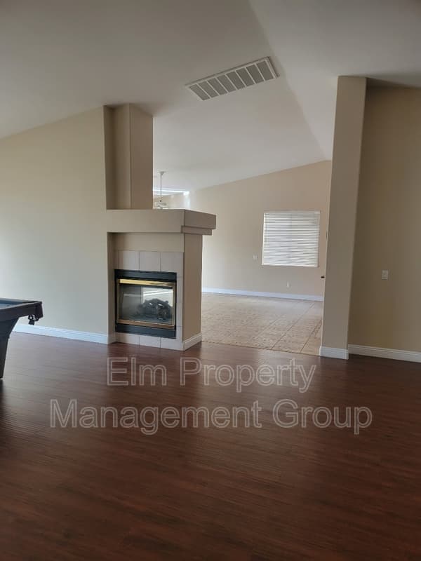 Las Vegas House: 1025 Trophy Club Drive