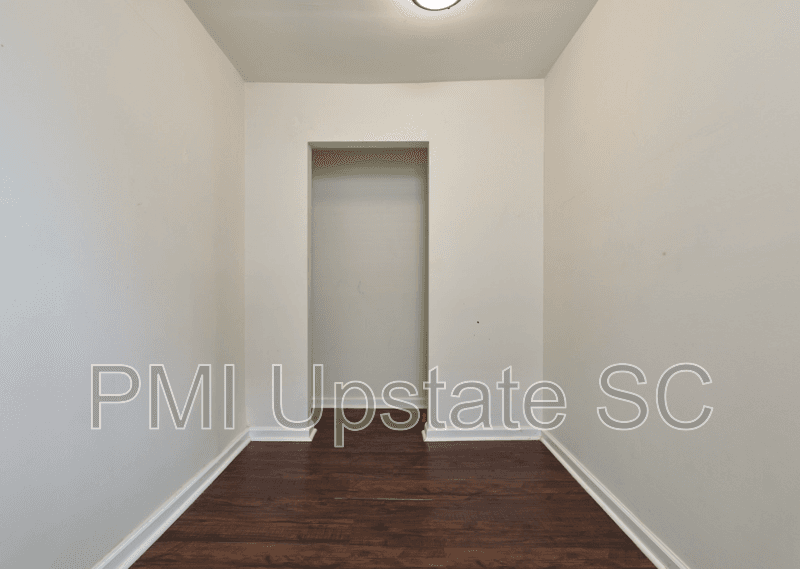Greenville House: 79 Allen Street