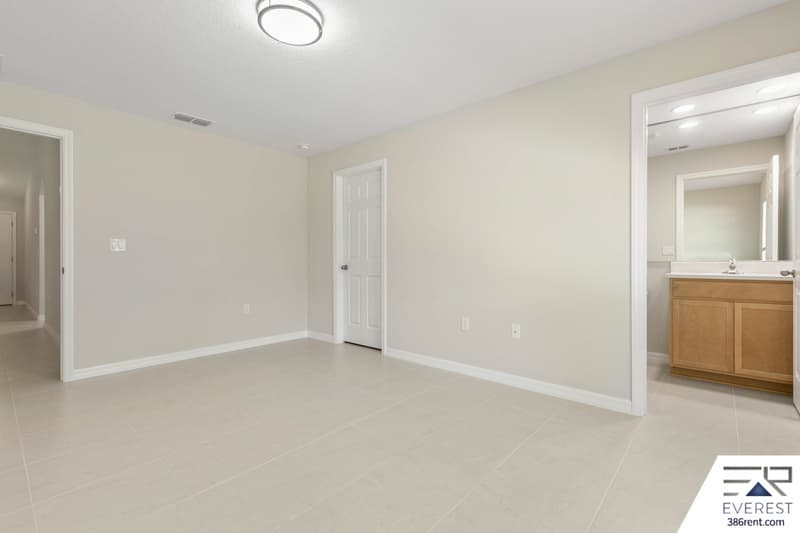 Palm Coast House: 104 Slumber Meadow