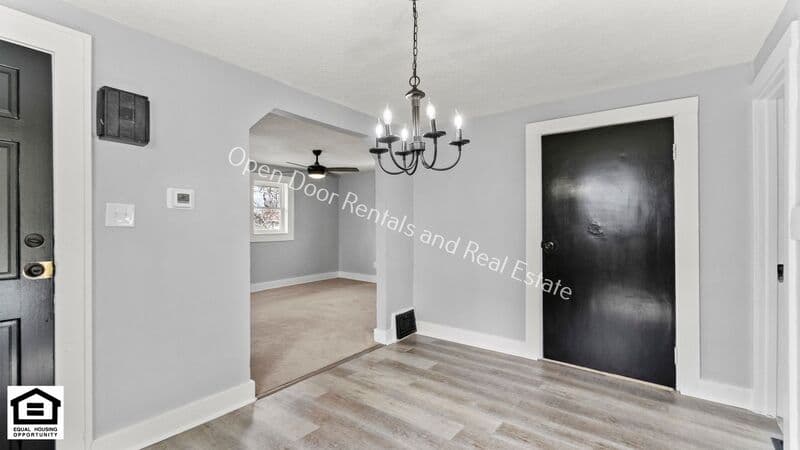 Fort Wayne Condo: 2144 Edgehill Ave