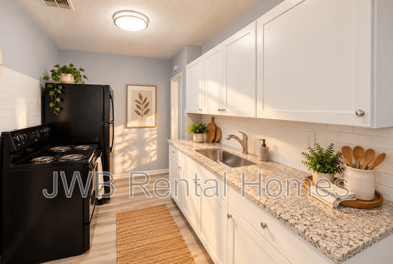 Jacksonville House: 1530 10th St W