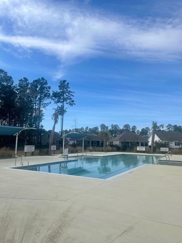 Pooler House: 150 Kraft Kove