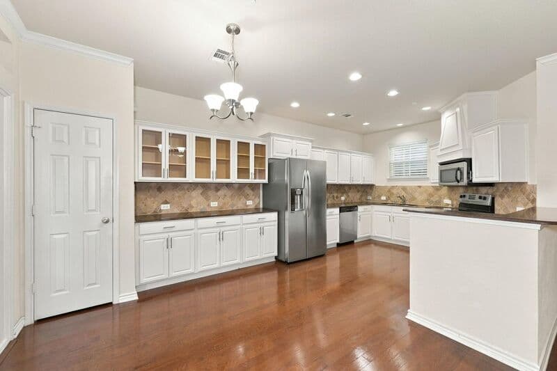 The Colony House: 5972 Clearwater Dr