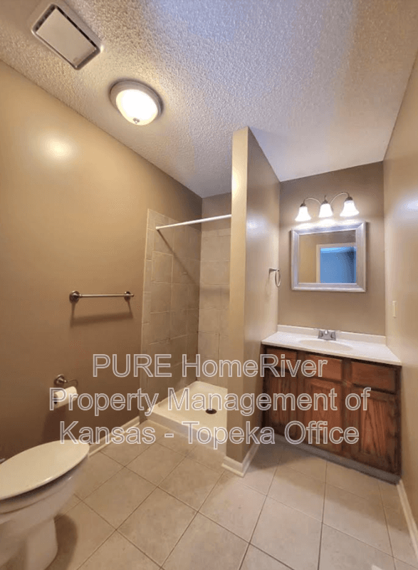 Topeka House: 7217 SW 27th Street