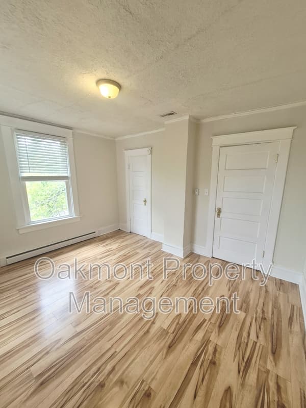 Madison Heights Townhome: 110 Phelps Road - B