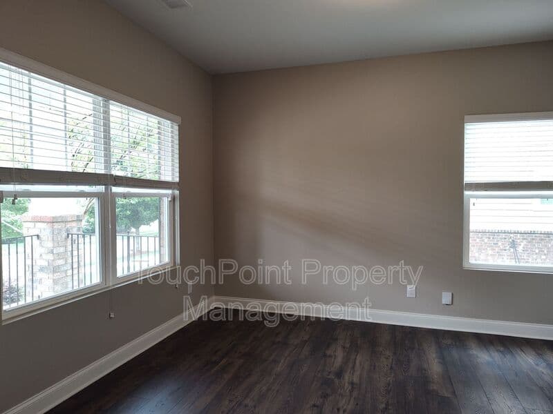 Charlotte House: 9415 Segundo Lane