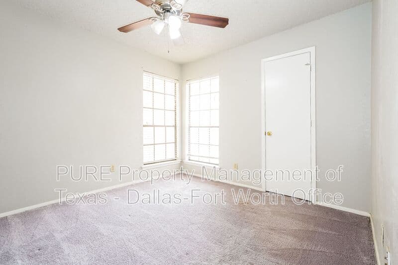 North Richland Hills House: 7232 Timberidge Drive