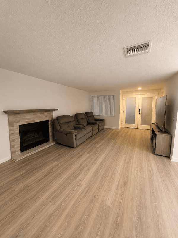 Hudson House: 12512 Cobble Stone Drive