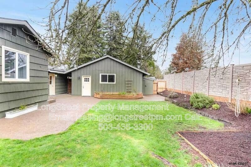 Corvallis House: 3610 SW Oetjen Ave