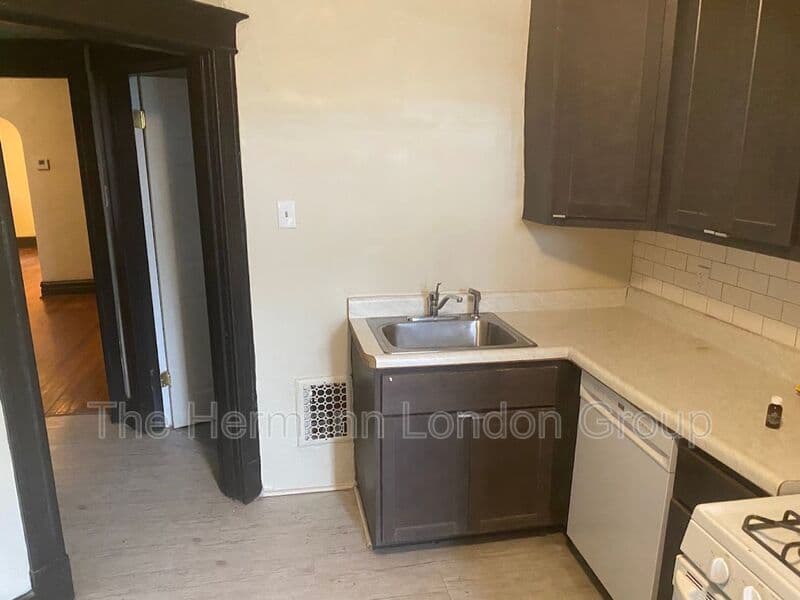Saint Louis Condo: 2606 Oregon Avenue