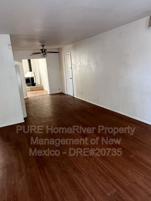 Albuquerque House: 10508 Love Ave NE