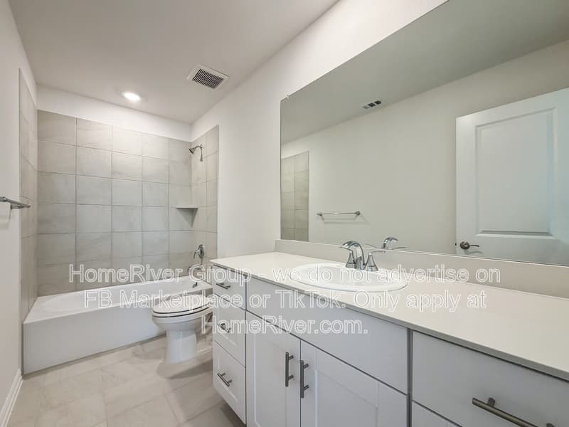 Mckinney House: 404 Dorothy Dr