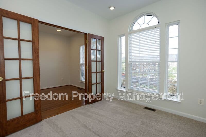 Bristow Townhome: 9980 Shortbread Way