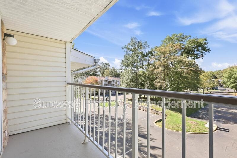 Hamilton Condo: 58 Willow Ct