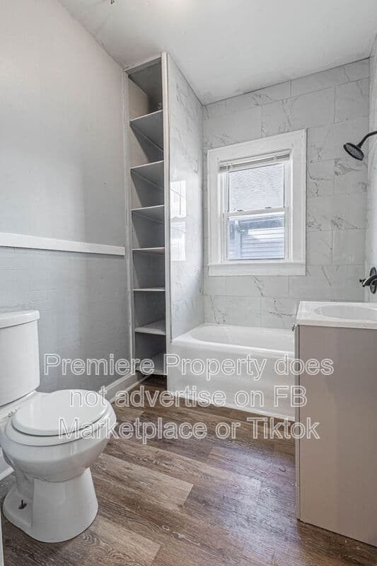 Kansas City House: 2400 N 12th St