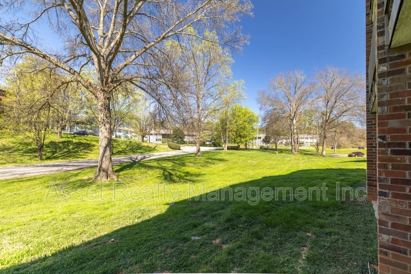 Knoxville Condo: 431 Canberra Drive - 431