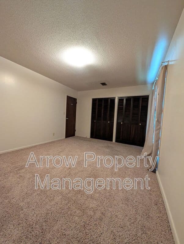 Fairbury House: 1710 H Street-103