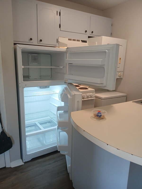 Salisbury House: 117 Cedar Drive - D