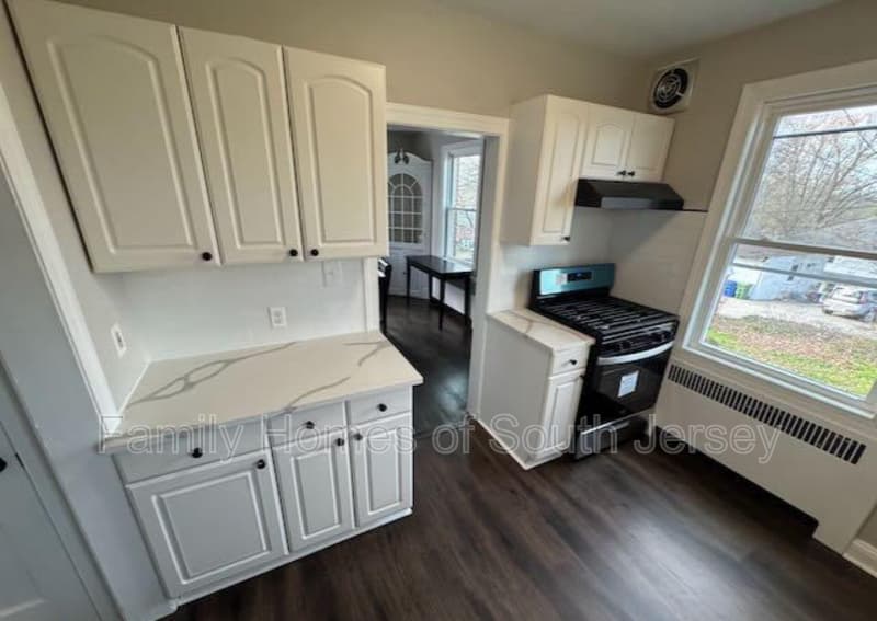 Baltimore House: 1210 Havenwood Rd