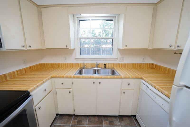 Savannah House: 11 Brandy Lane