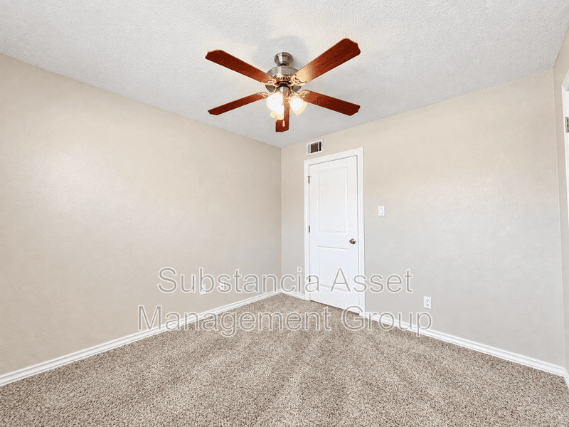 Oklahoma City Condo: 1433 Northwest 24th Street - 201