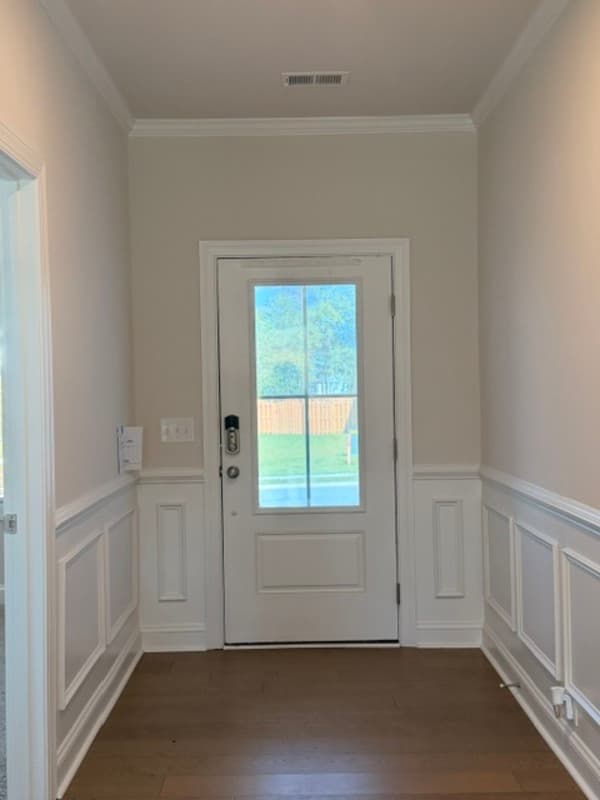 Lexington House: 3046 Snail Seed Trail
