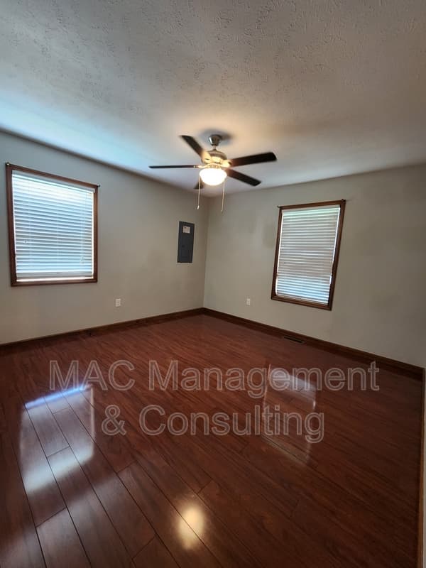 Cookeville House: 1606 Brookdale Ave.