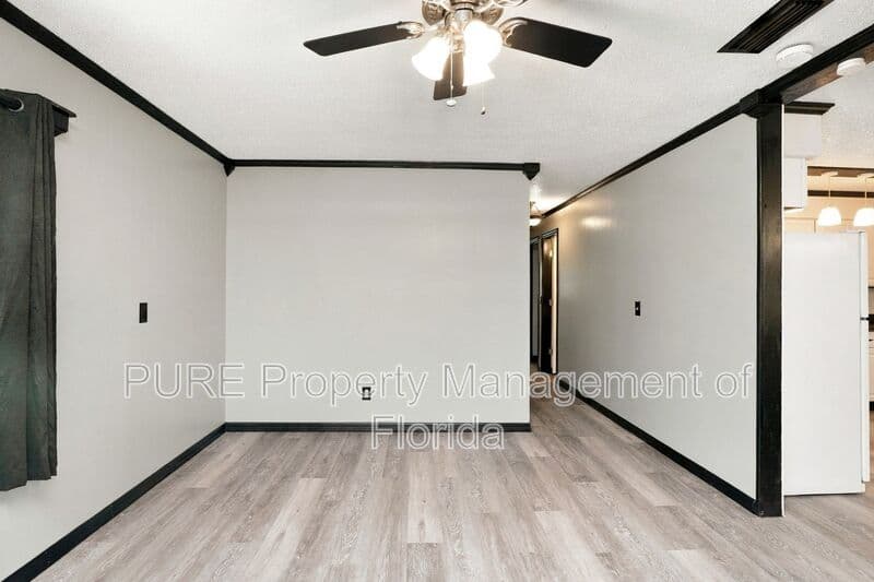 Ocklawaha House: 12300 SE 128th CT