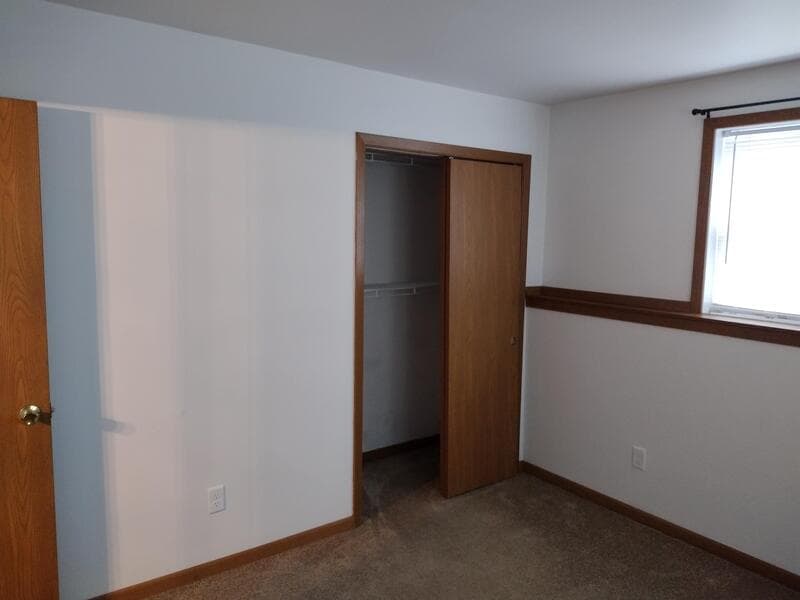 Oshkosh Condo: 1103 Arthur Avenue