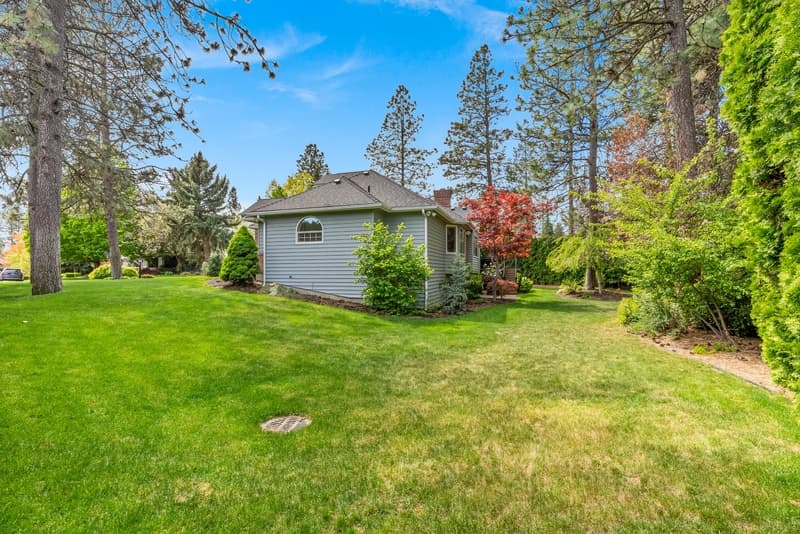 Spokane House: 602 West Bradford Court