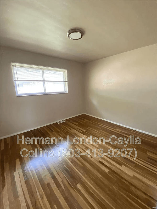 Ferguson House: 1209 Chambers Road